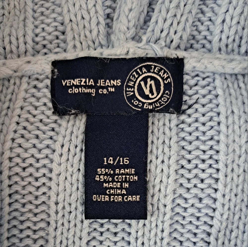 VENEZIA Jeans Co. Cableknit Belted Robe Cardigan Sweater with Hoodie - Picture 13 of 15